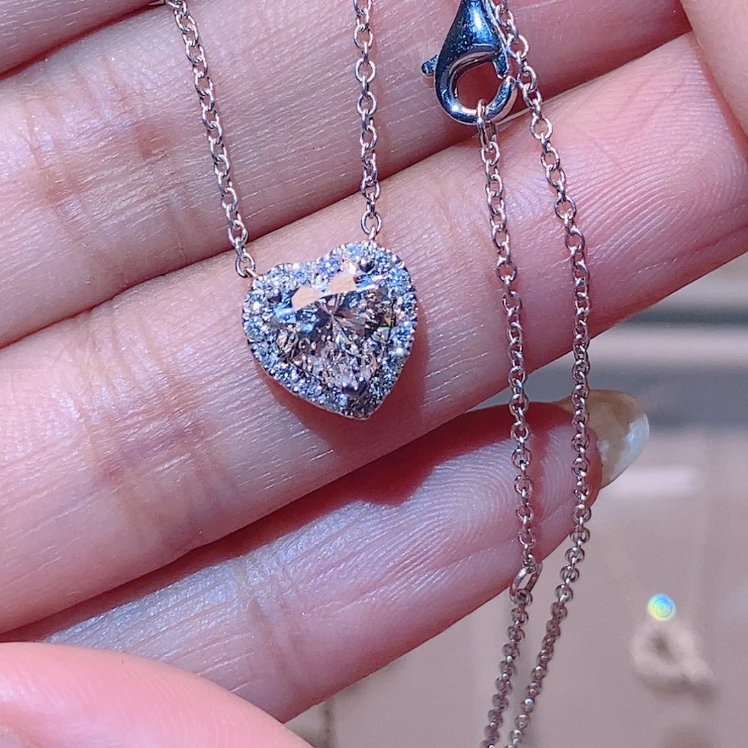 实验室培育钻石铂Pt950镶嵌1克拉围镶爱心项链