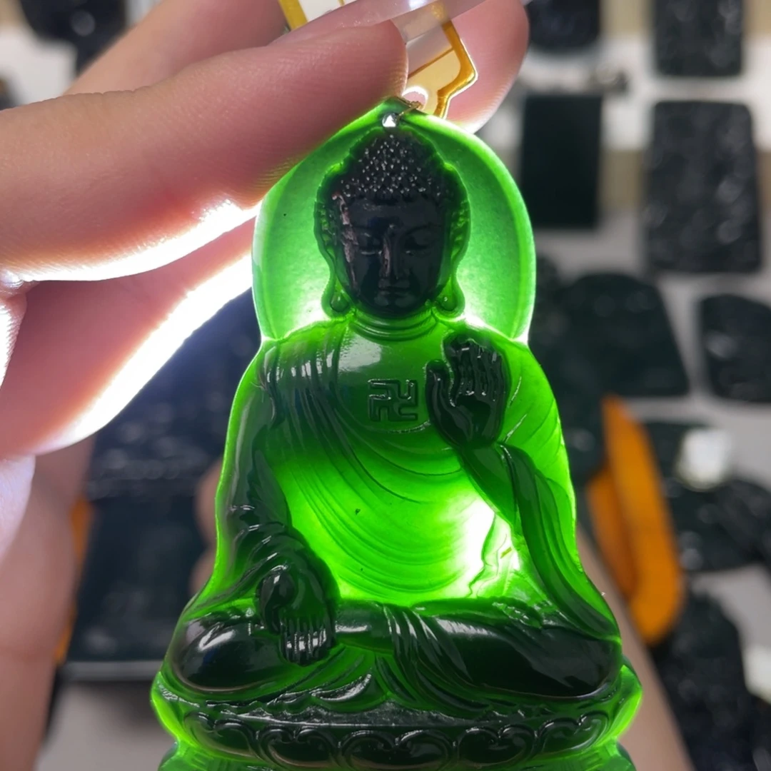 胜***子蛇纹石玉未镶嵌吊坠
