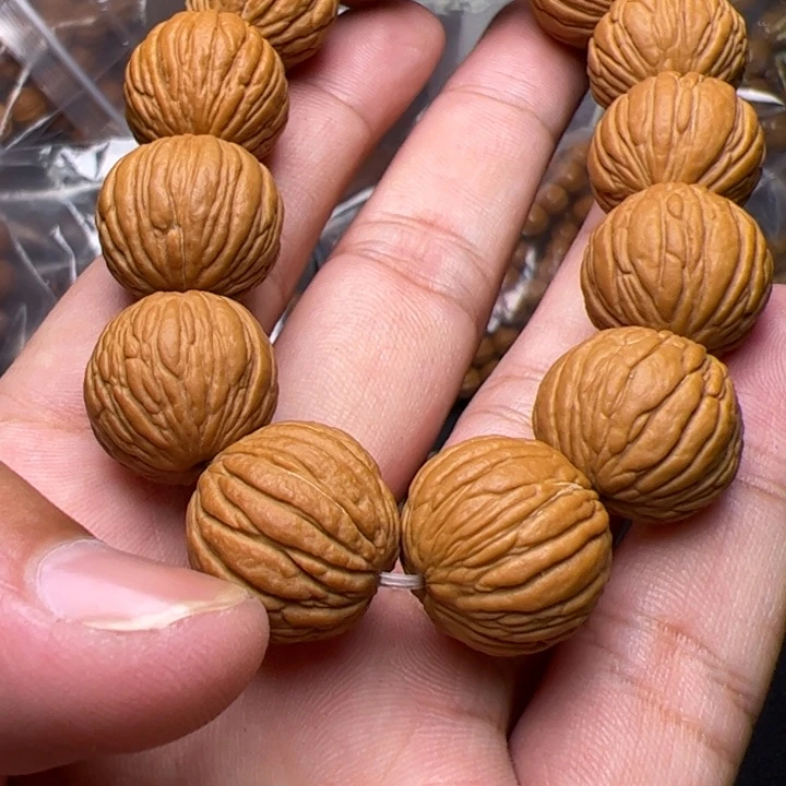 老***田猴头核桃吊坠噢看看