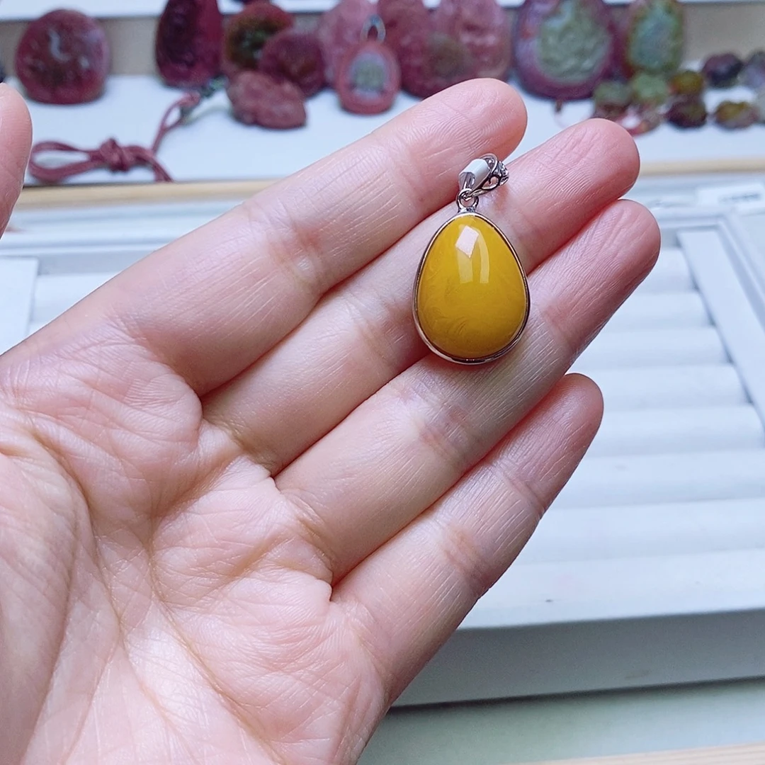 蜜蜡银S925镶嵌颈饰