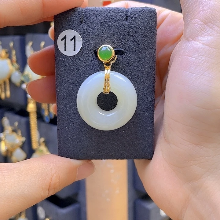 和田玉银S925镀金镶嵌颈饰