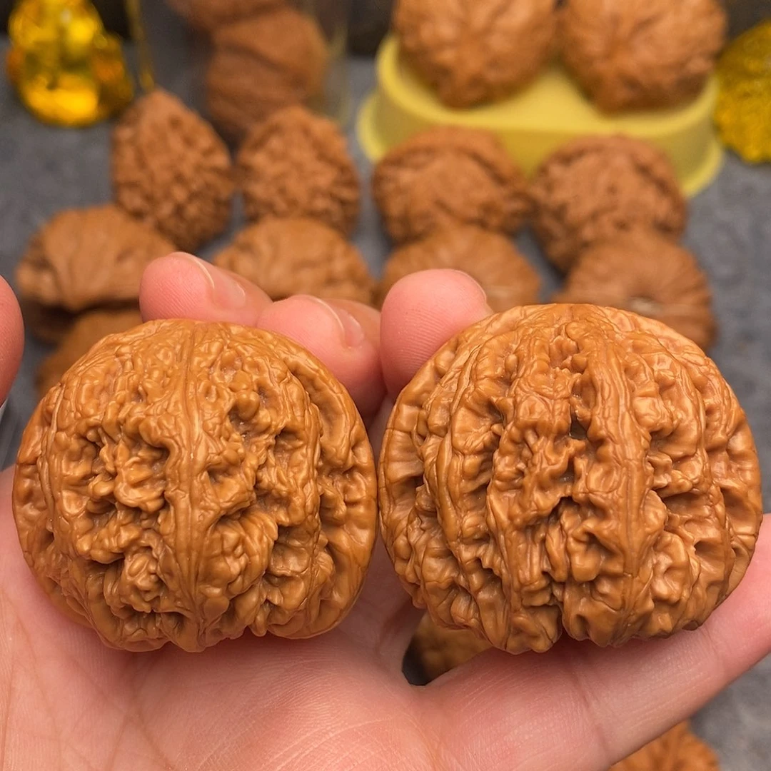 文玩核桃把件42全品毕业粗筋