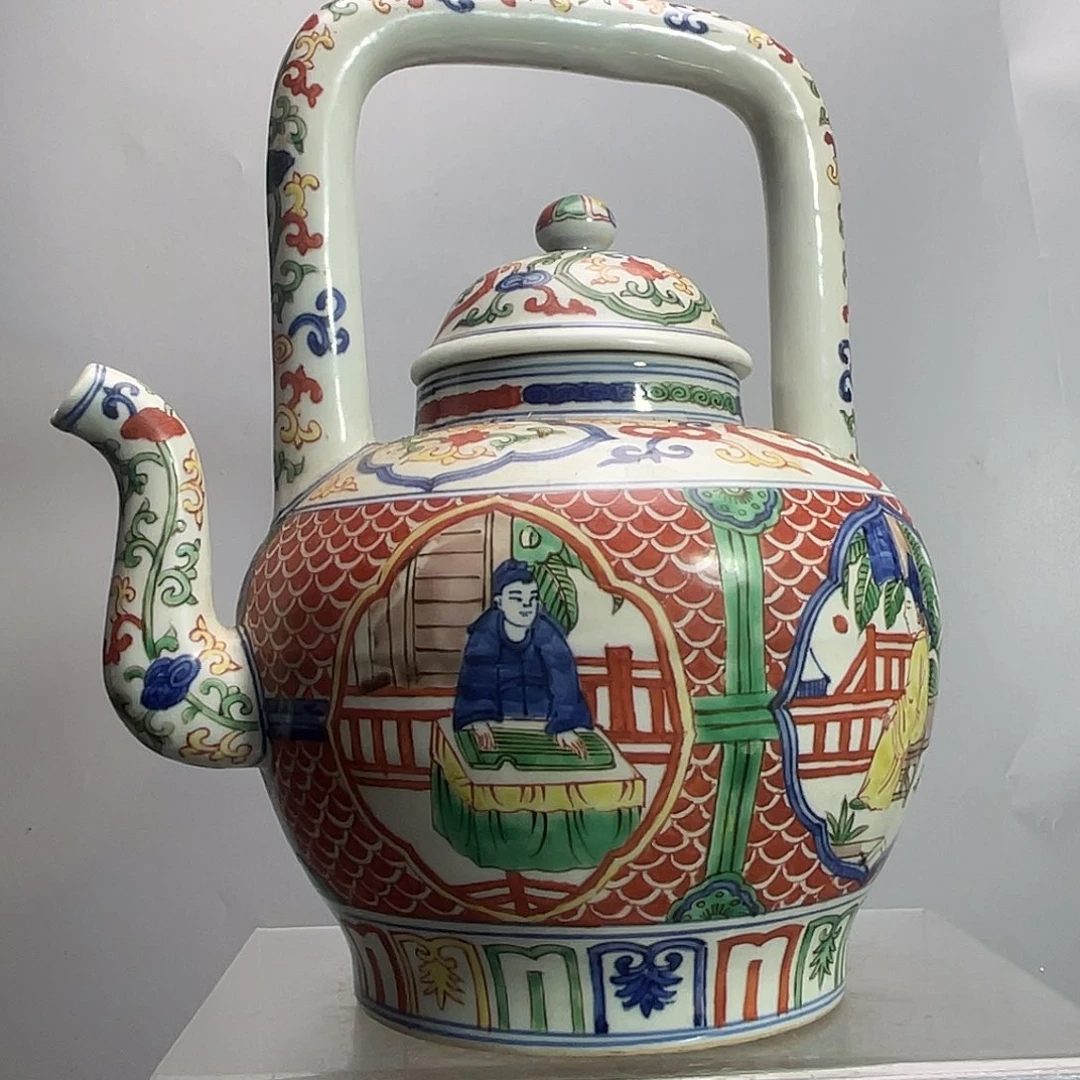 瓷青花五彩人物壶