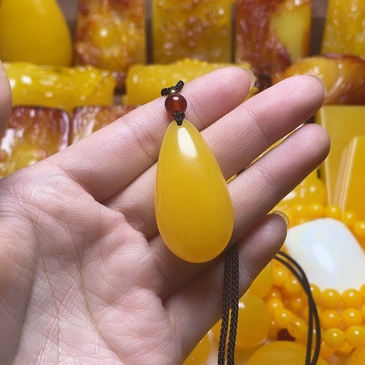水滴 俄罗斯心蜜。