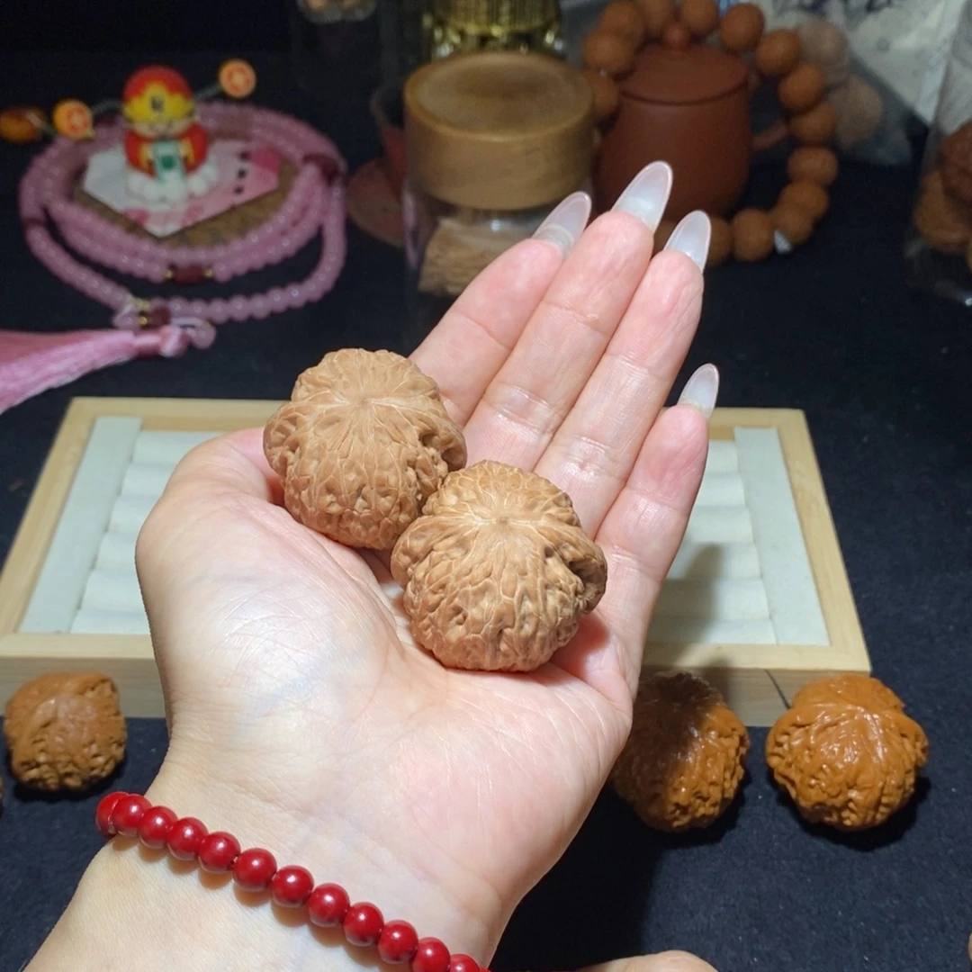 文玩核桃吊坠铁锤妹妹39
