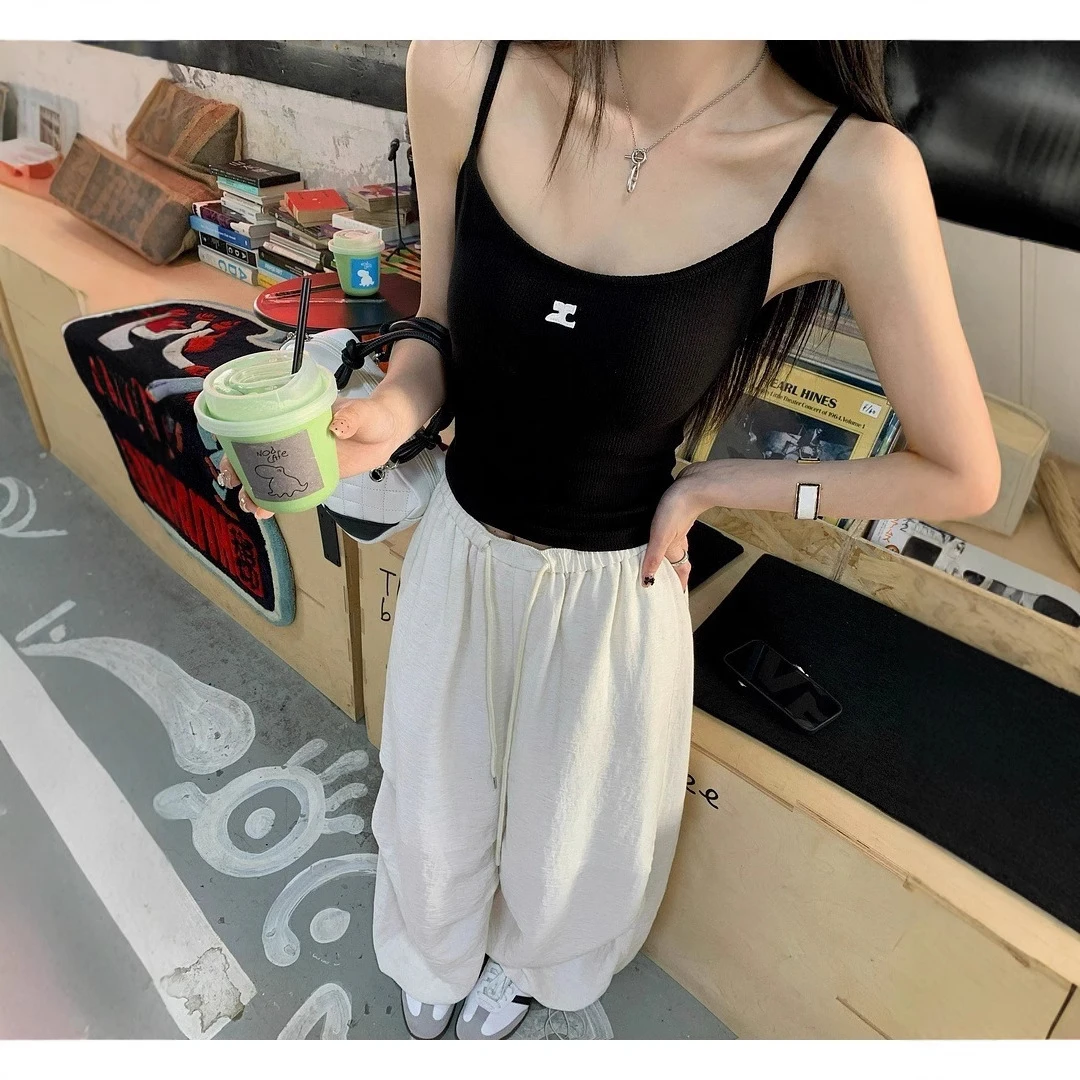 辣妹吊带小背心女自带胸垫夏季修身显瘦短款千金清冷感贵系衣服