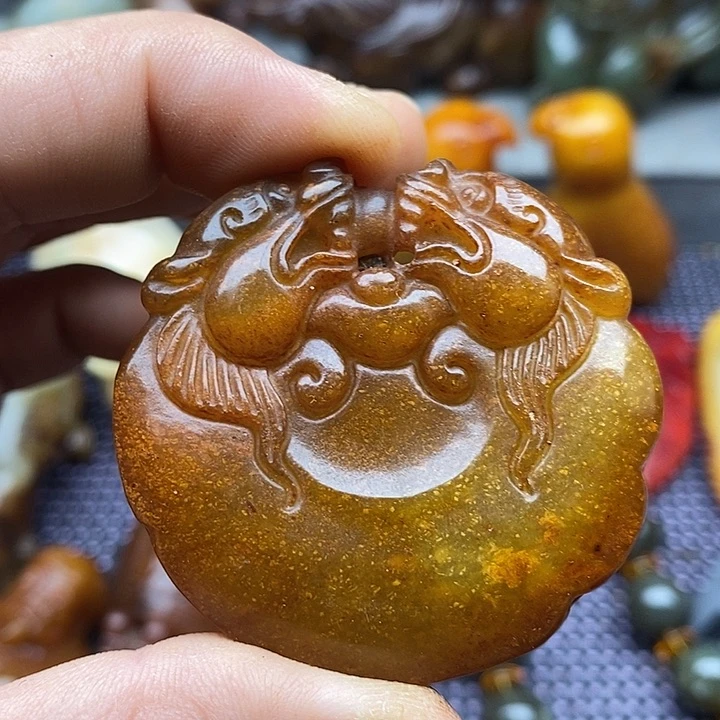 未镶嵌蛇纹石玉颈饰