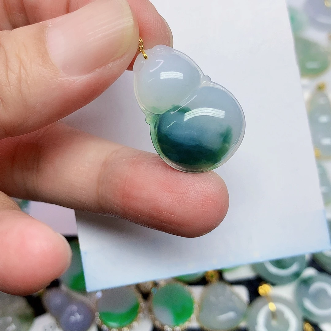 翡翠未镶嵌颈饰4578888