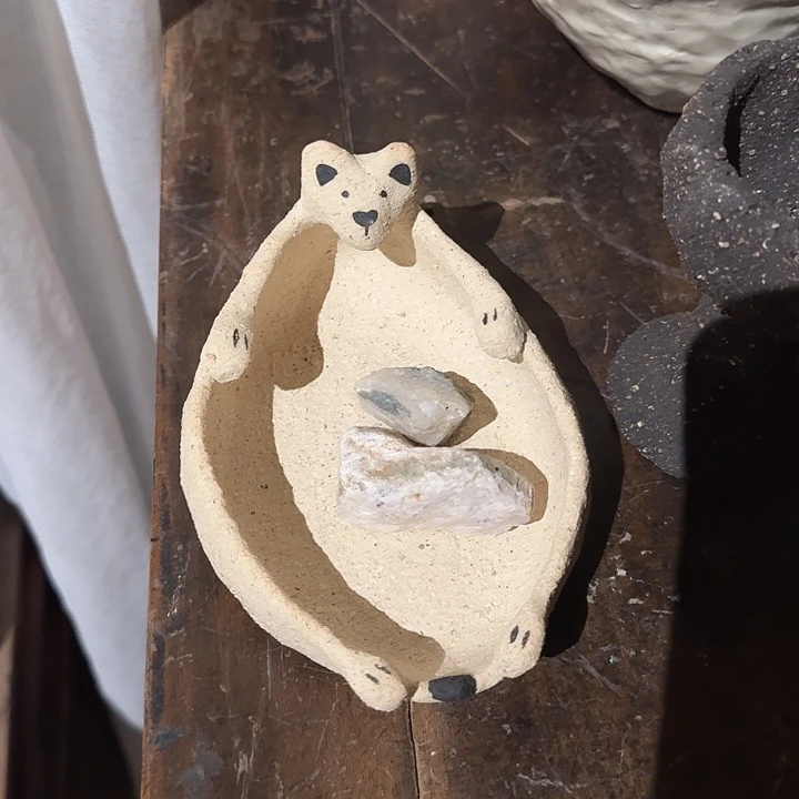 手工制作各种精美陶瓷