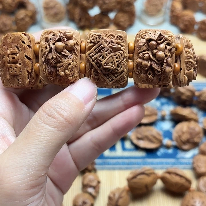 手串/手链核桃桃核雕刻吉祥八宝手牌