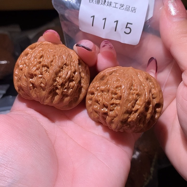 疯***牛文玩核桃把件铁锤44