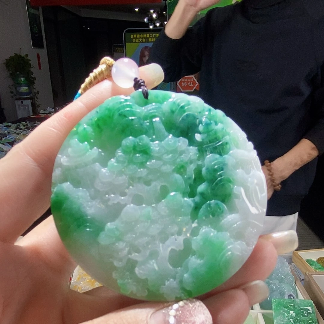 颈饰未镶嵌翡翠翡翠