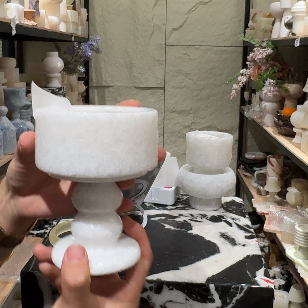 H31。                亿。