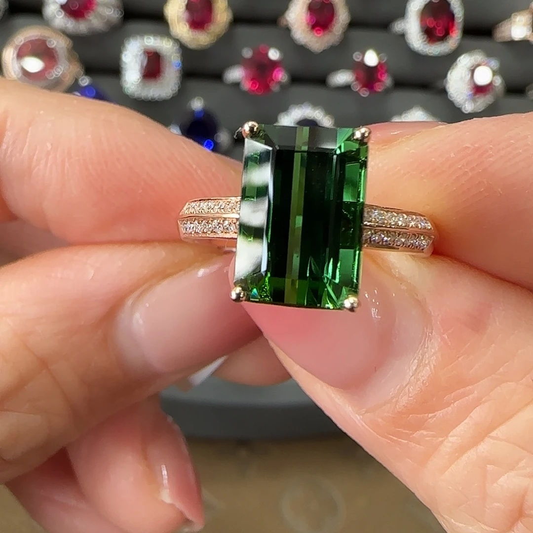 碧玺18K金镶嵌戒指5.05ct