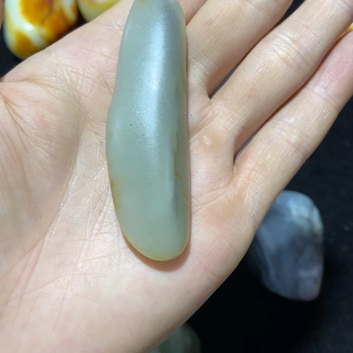 和田玉（糖玉）未镶嵌颈饰