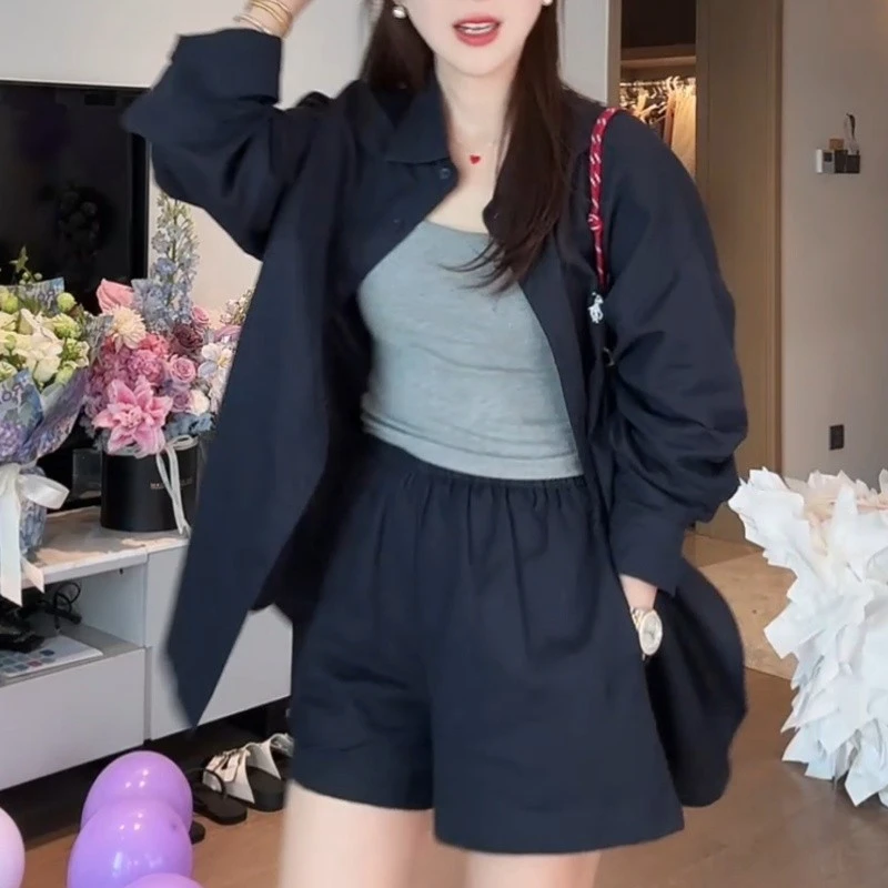 欧货减龄套装女爆款2025新款小个子洋气减龄防晒衬衫短裤两件套