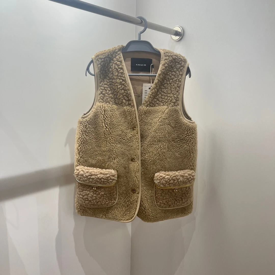99新 COACH/蔻驰 AU112 coach羊羔毛外套马甲 xs/s码 羊羔毛