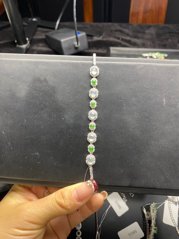 天然翡翠银镶手链冰种