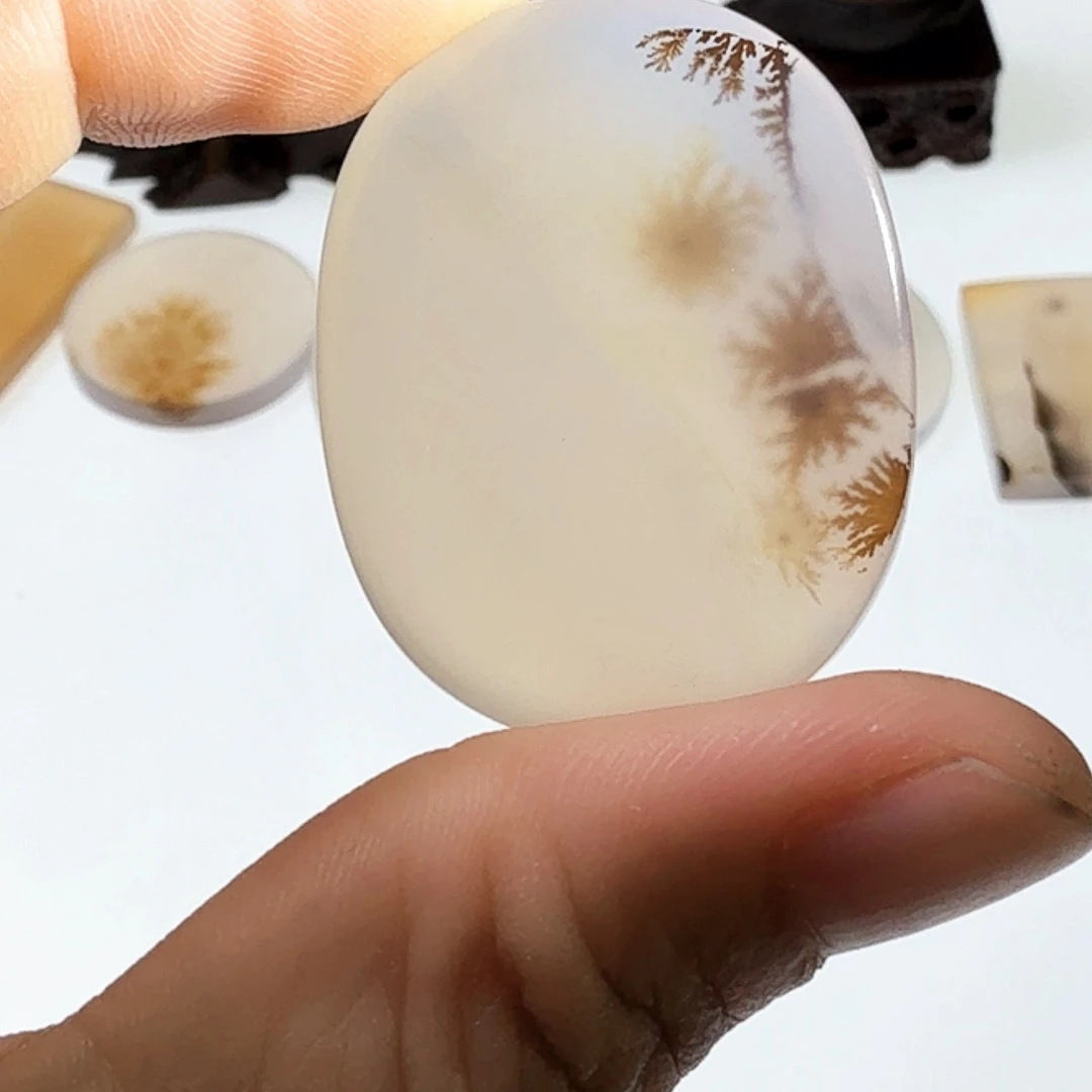 玛瑙/玉髓未镶嵌珠宝半成品
