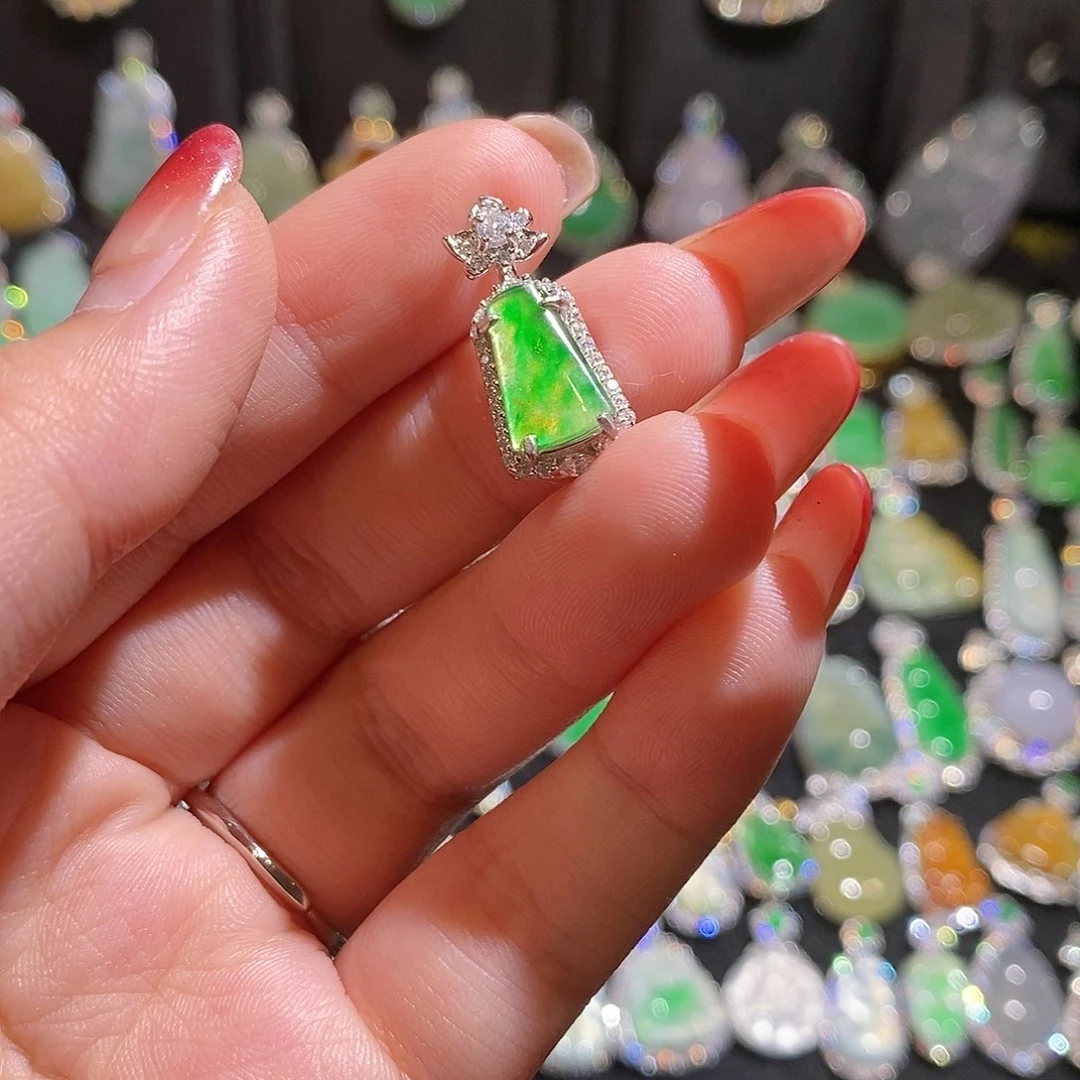 翡翠银S925镶嵌颈饰天然翡翠