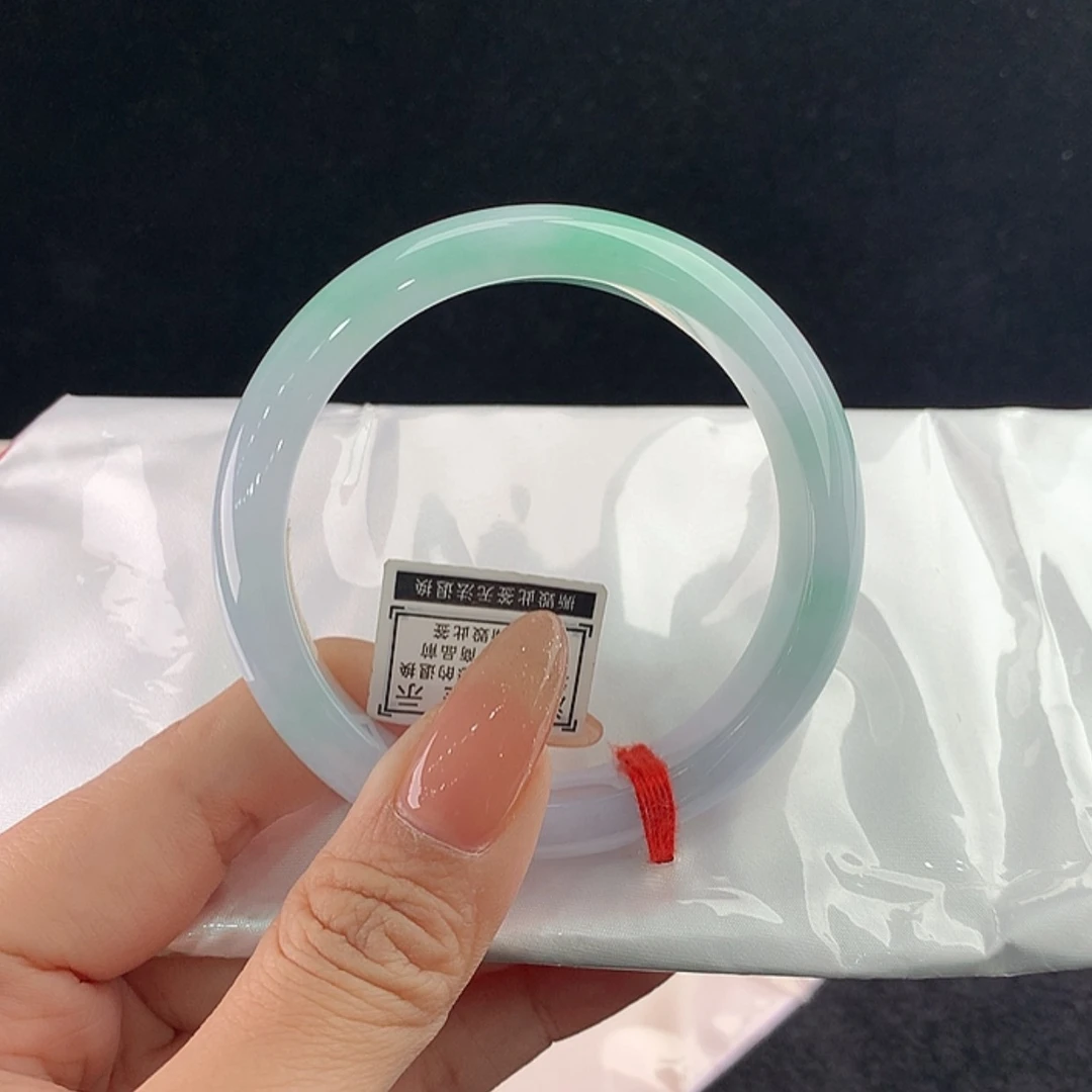 【闪购商品】未镶嵌手镯翡翠正57