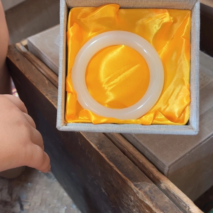 瓷片我是一只小小鸟地域