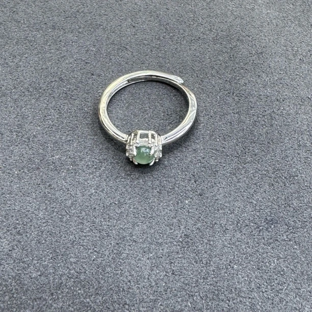 1230-翡翠戒指一个