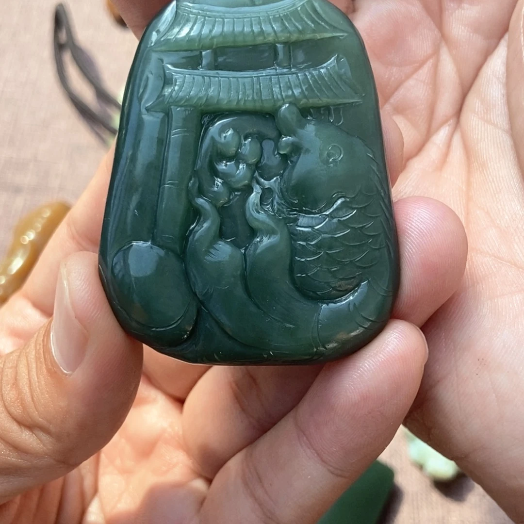 颈饰未镶嵌和田玉