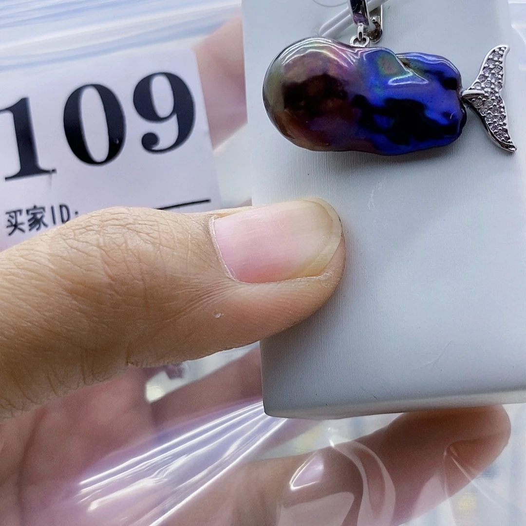 钛钢淡水珍珠颈饰