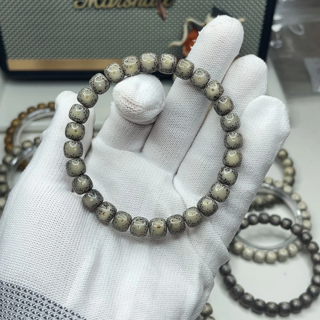 手串星月菩提8mm 灰冰大眼