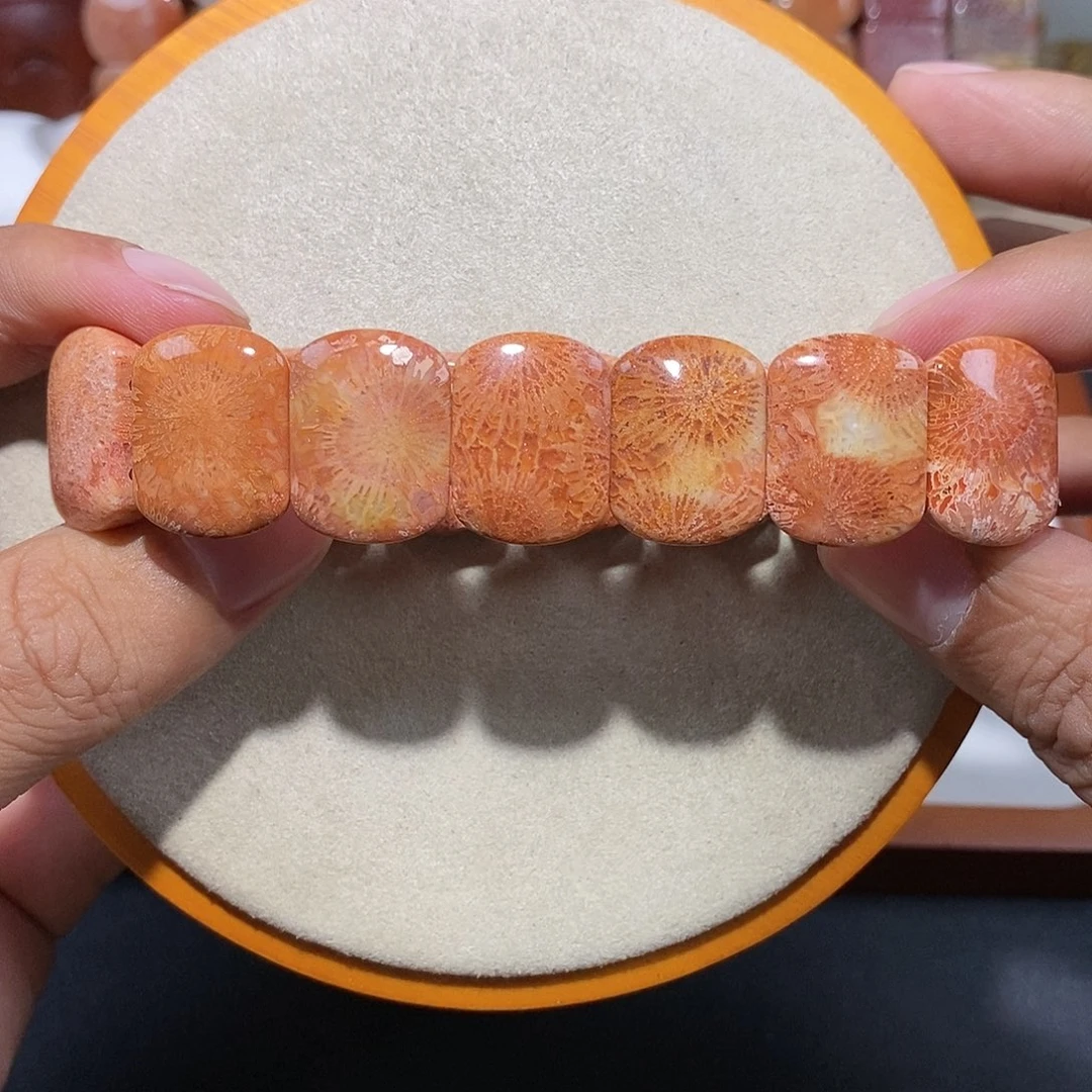 硅化珊瑚（珊瑚玉）手链未镶嵌锦****玉