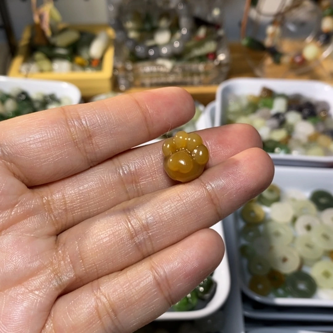 s***y和田玉未镶嵌手链