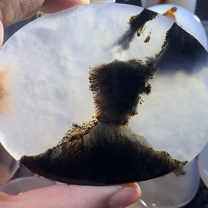 未镶嵌颈饰玛瑙/玉髓华*