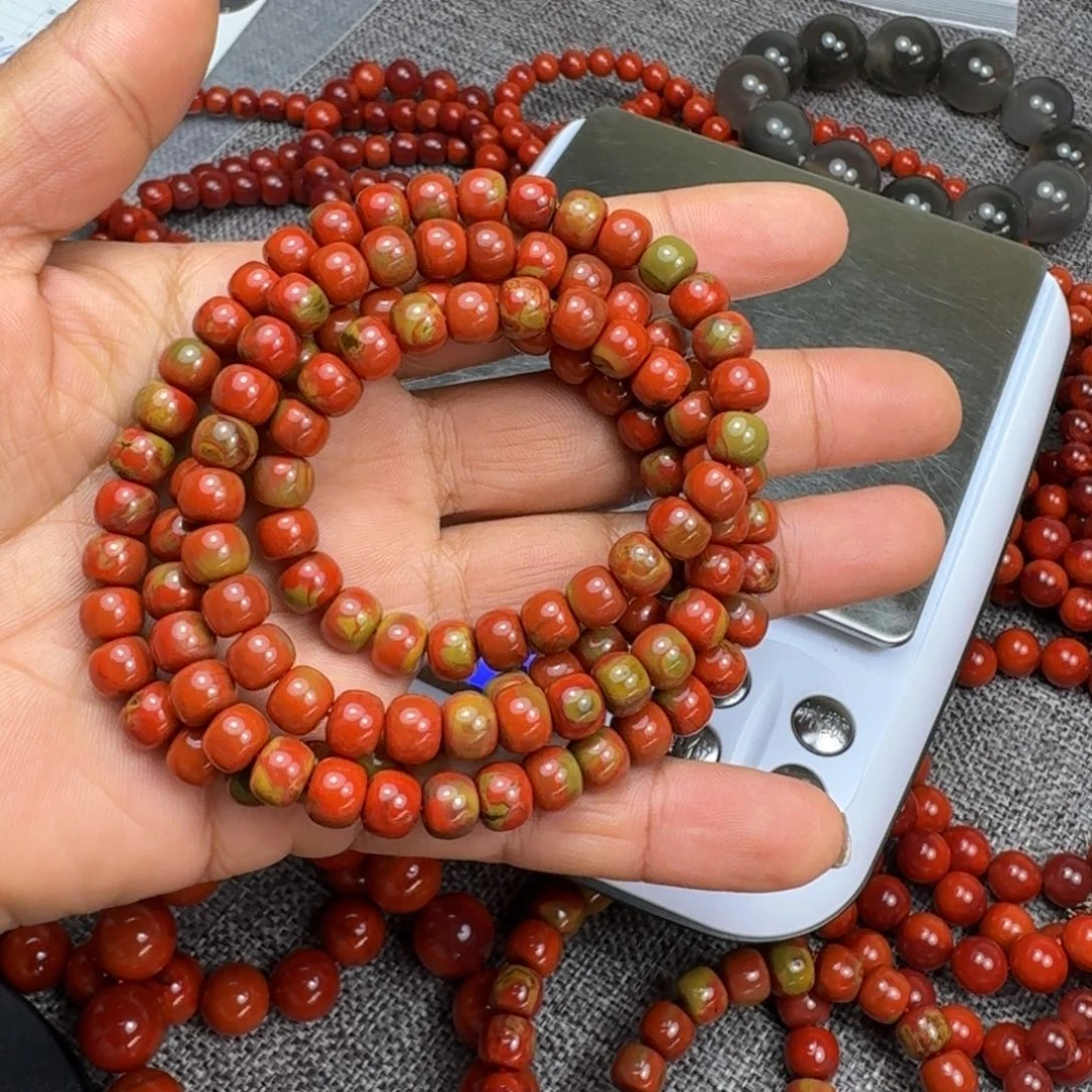 L***D南红玛瑙未镶嵌手链