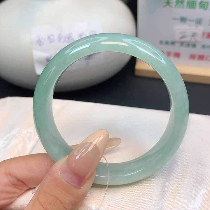 未镶嵌手镯翡翠19