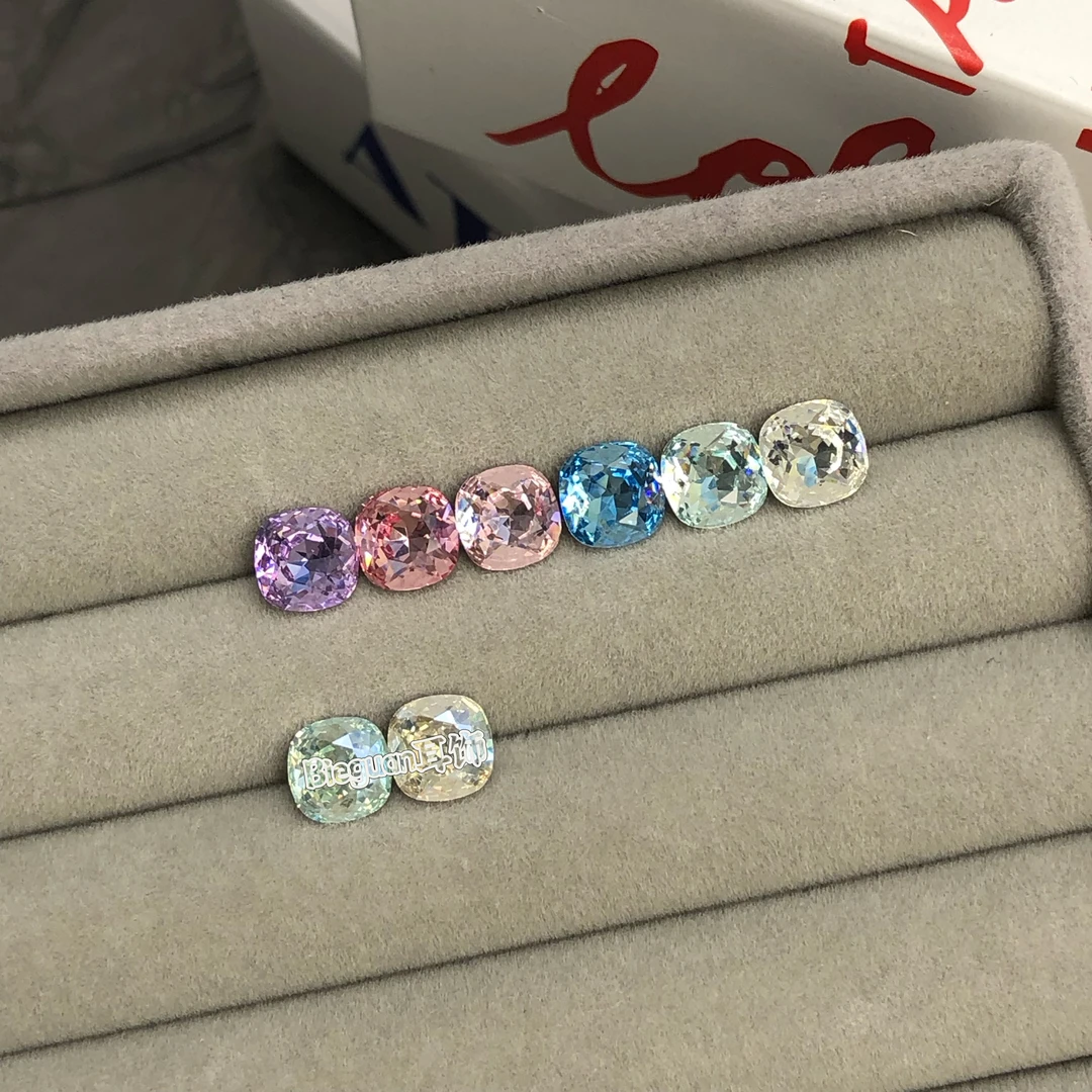 钛钢玻璃耳饰 施华洛肥方耳钉8mm