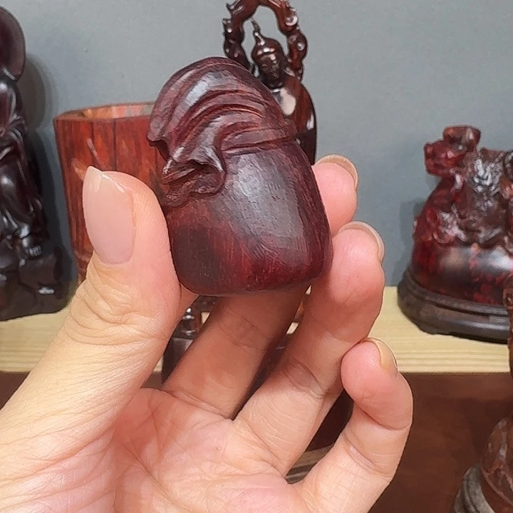 小叶紫檀福袋 青刀