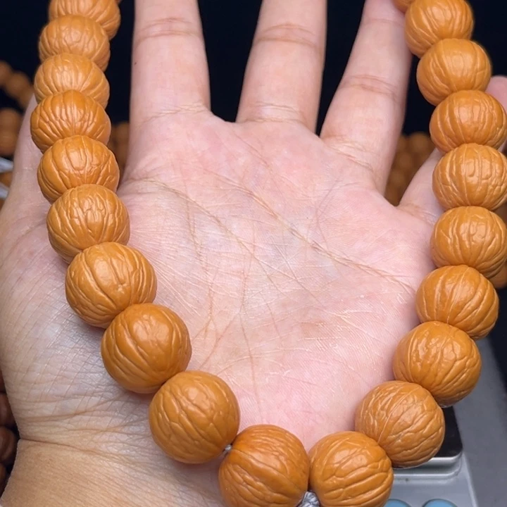 猴头核桃吊坠17聚宝盆手持，坠舔