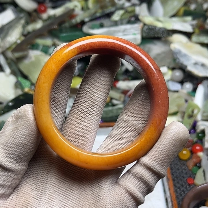 未镶嵌透闪石质玉珠宝奇石60
