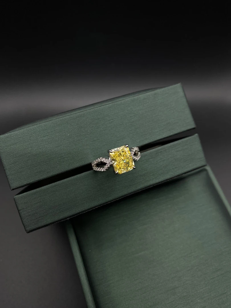 铜合金合成锆石戒指 ZSZB-4302 戒指轻奢气质镶嵌