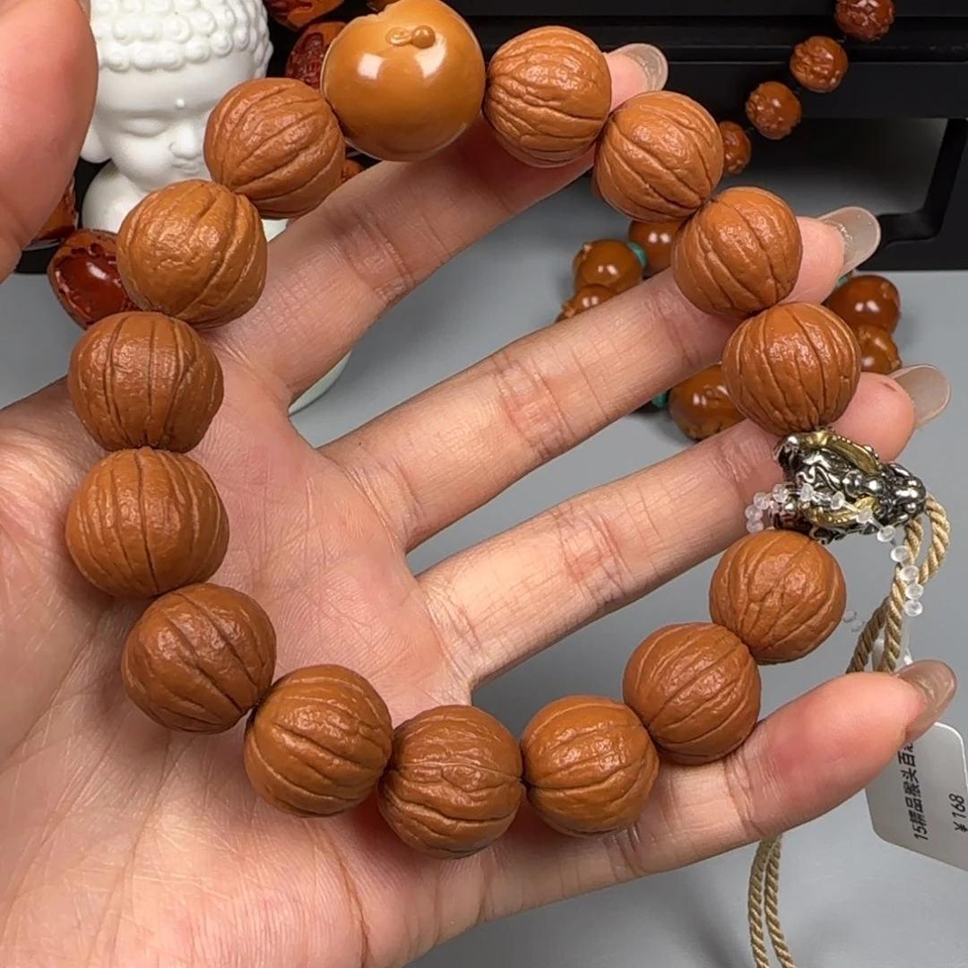 吊坠橄榄核猴头百态