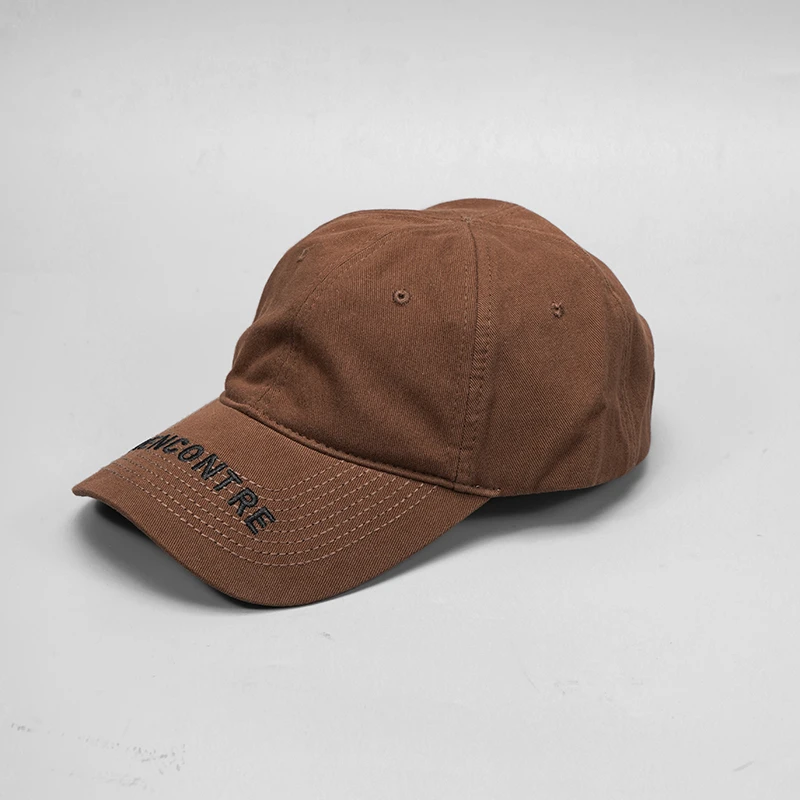 刺绣黑色字母款遮阳魔术贴鸭舌帽