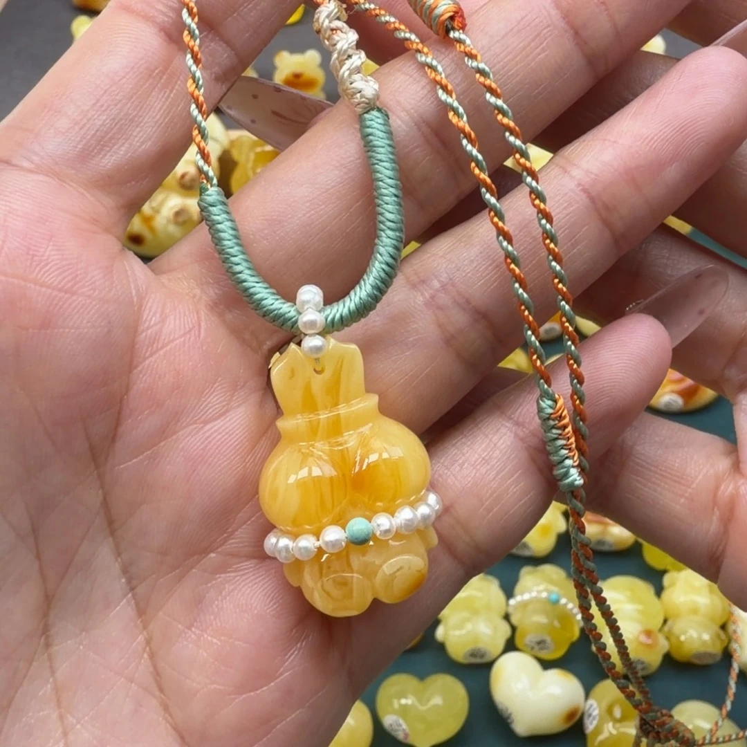 琥珀未镶嵌裸石蜜蜡