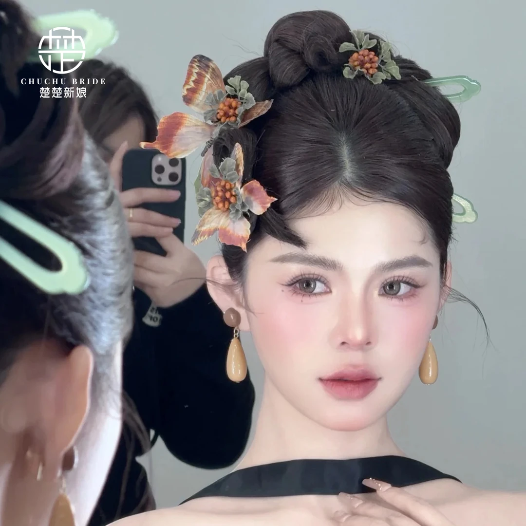 新中式晨袍头饰感森系蝴蝶新娘头饰超仙花朵新中式头花发饰配饰
