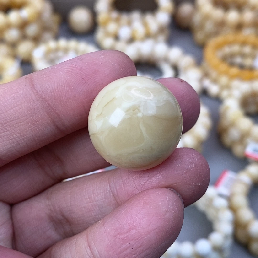 蜜蜡未镶嵌珠宝奇石7.8g 24mm