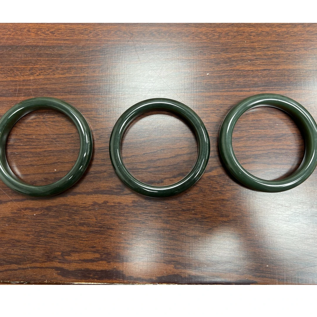 天然和田玉手串-ZBJ4多样性发其一