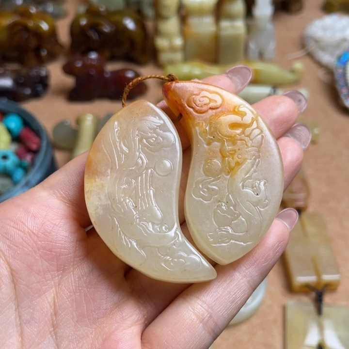 火***锋蛇纹石玉未镶嵌颈饰