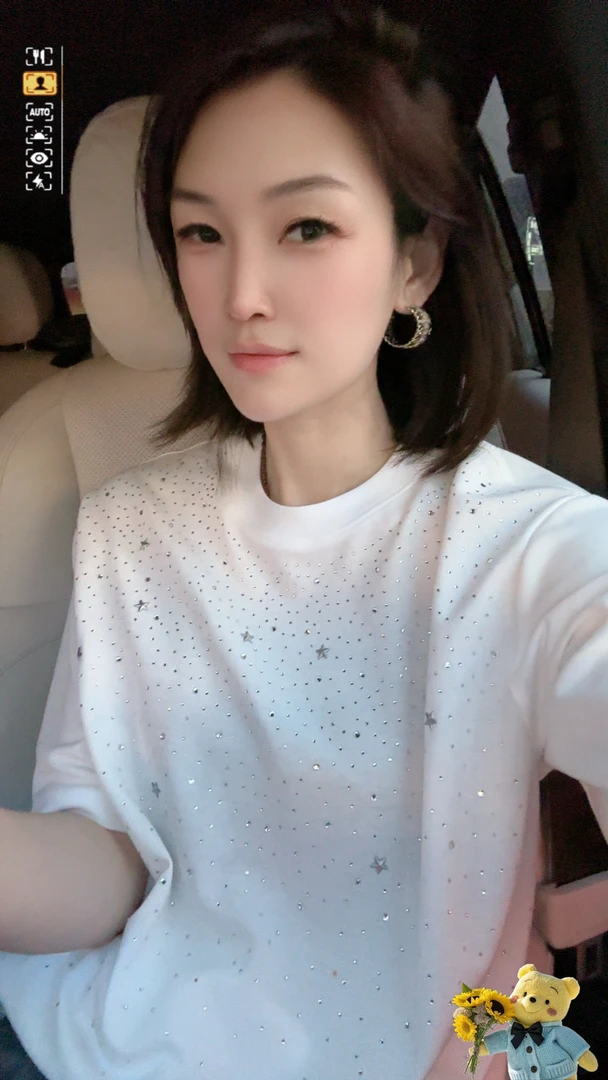 96300设计师款星星满钻百搭大版T恤