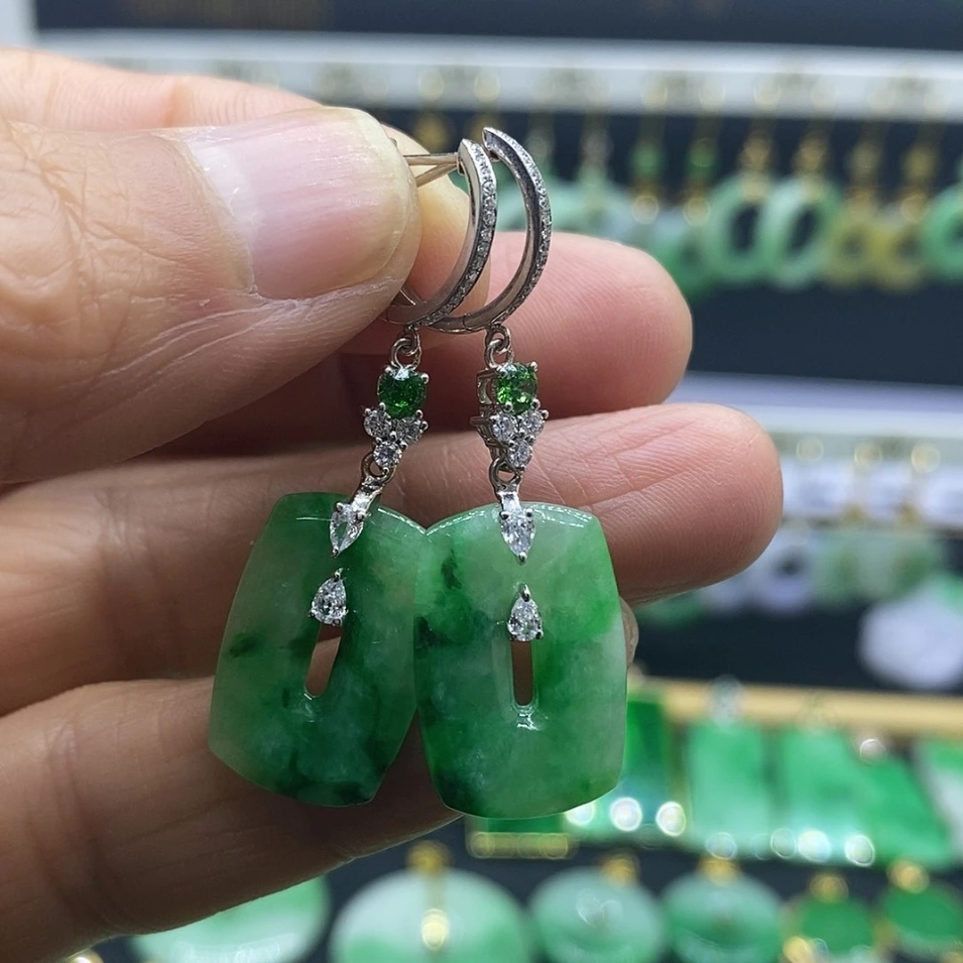 翡翠18K金镶嵌耳饰耳饰