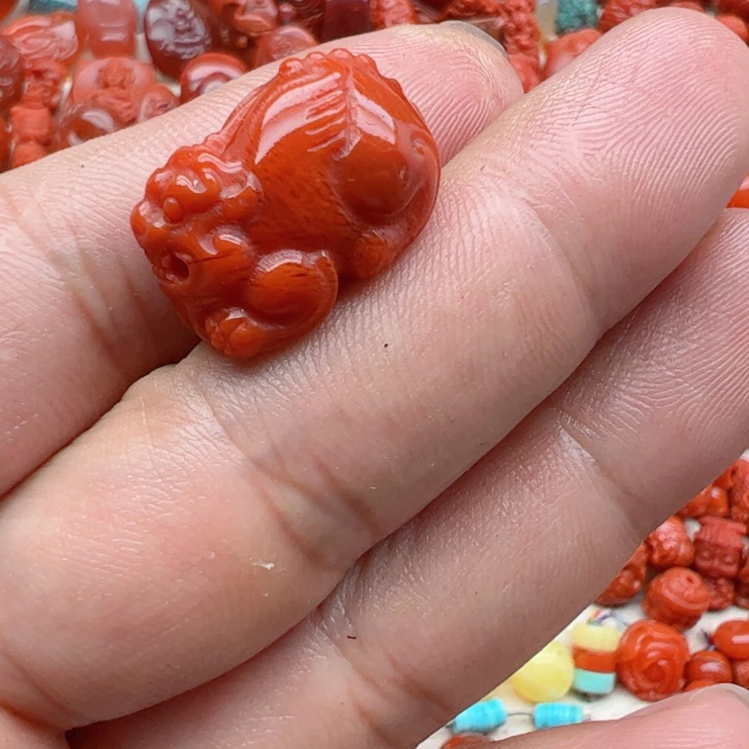 南红玛瑙配饰未镶嵌